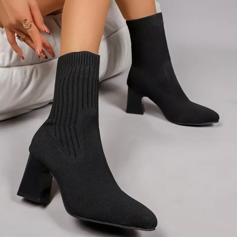 Sepatu Bot Wanita Model Rajut  - Embellish Knit ulasan dan harga